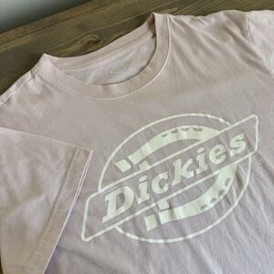 Dickies Womens Small Light Pink Crewneck Logo Short Sleeve Tee T-Shirt Top‎